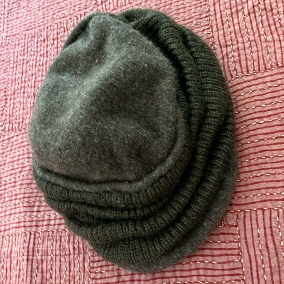 Wool hat - Cozy khaki Green /brown Ribbed Knit Hat - Picture 10 of 14